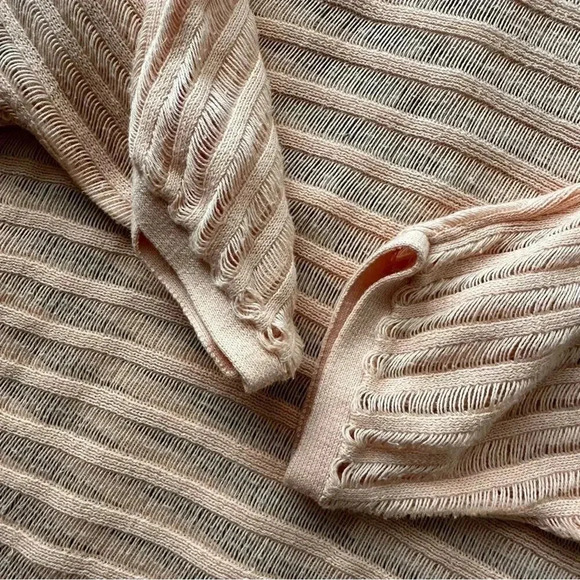 Alice + Olivia Blush Pink Sheer Lightweight Blouse Top - Picture 7 of 7